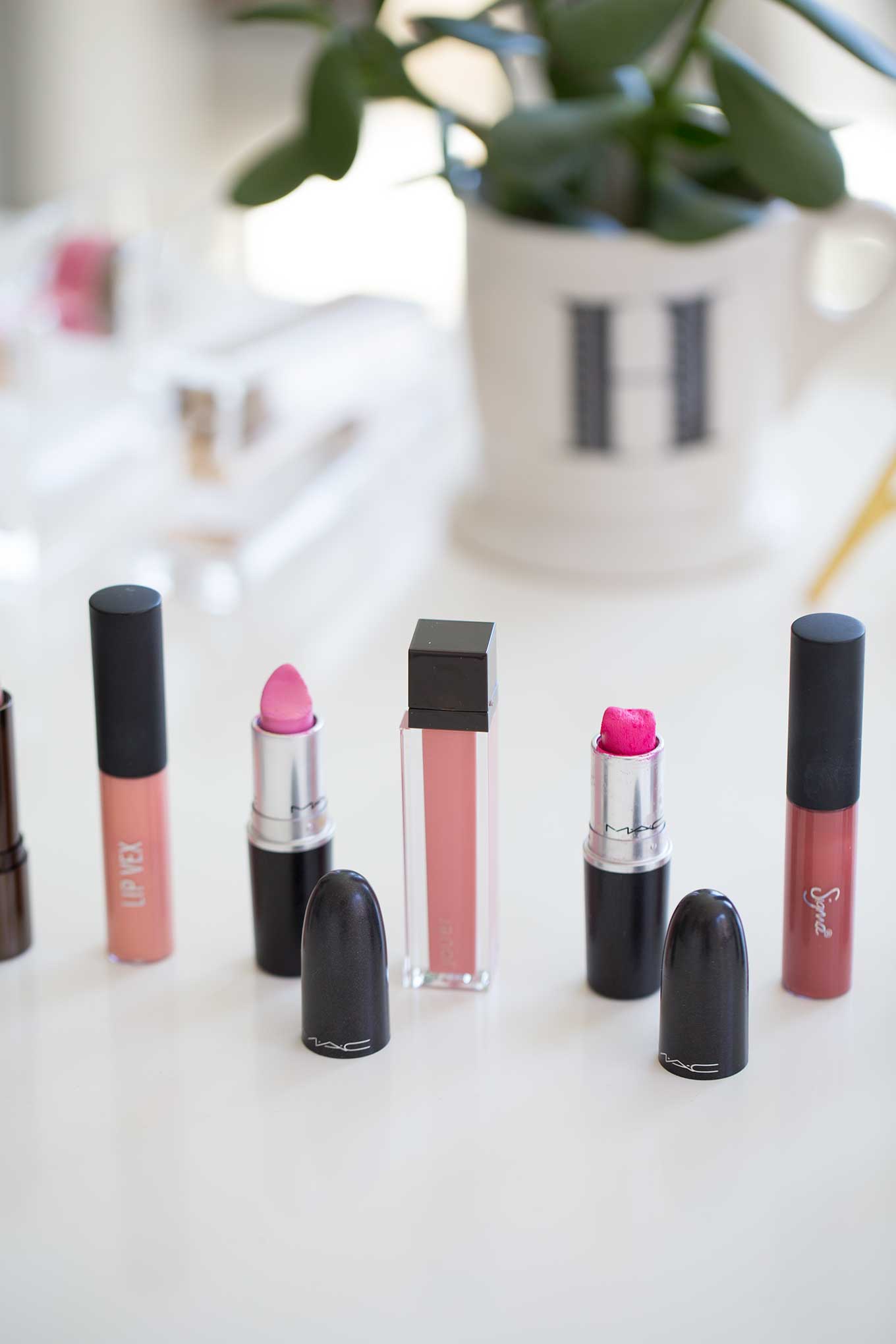 pink lipsticks