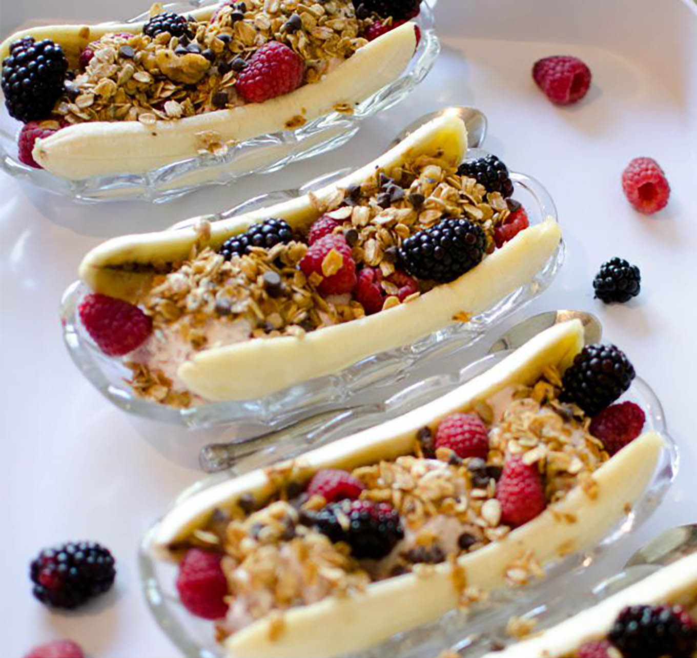 banana split parfait