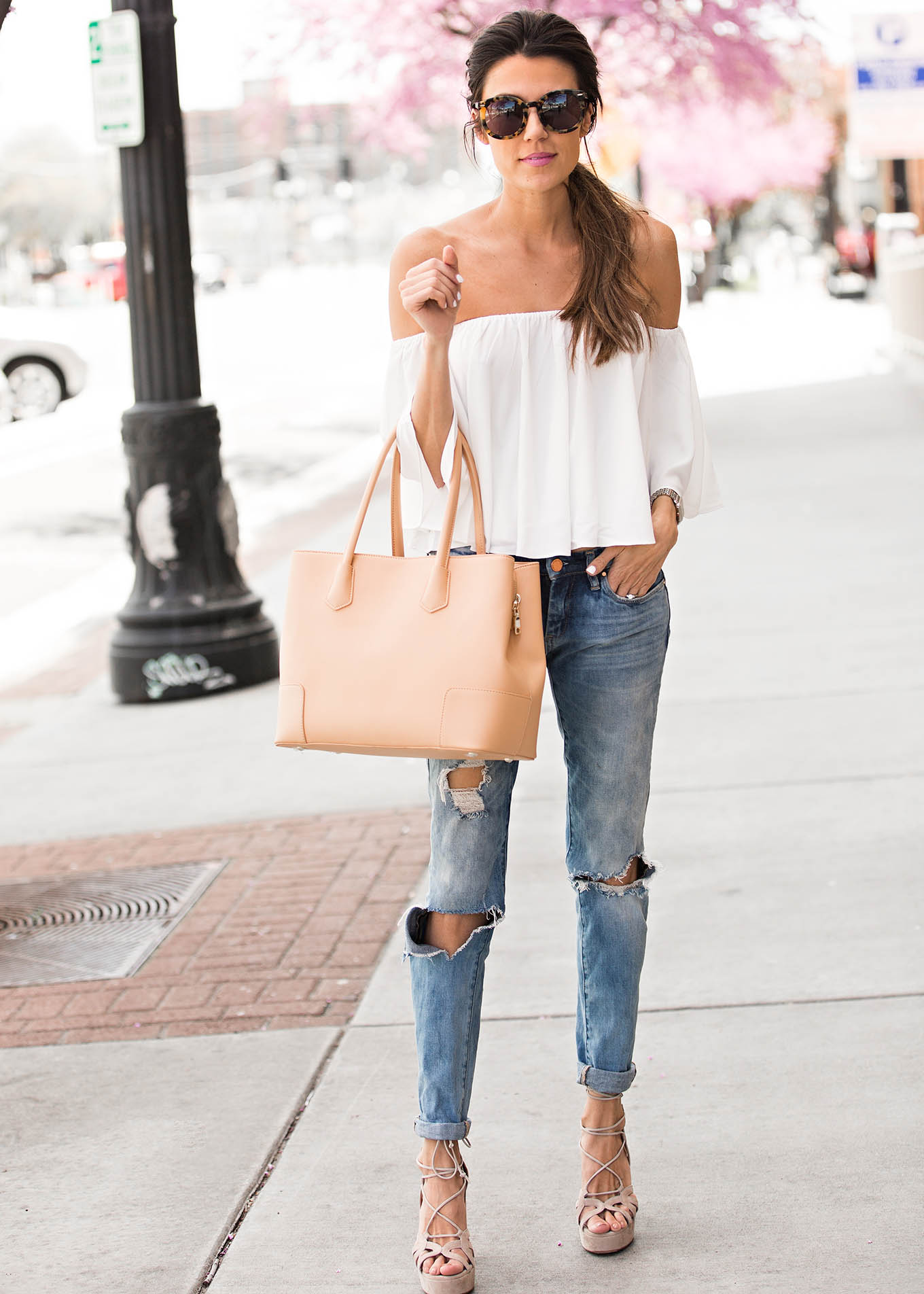 feminine street style hello fashion