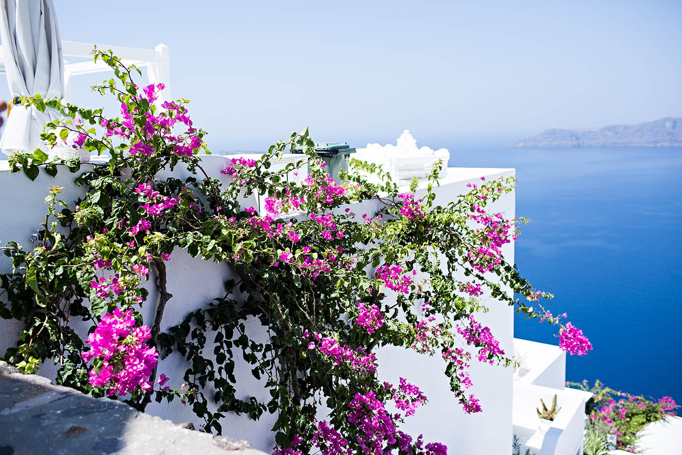 Pretty Pictures of Santorini