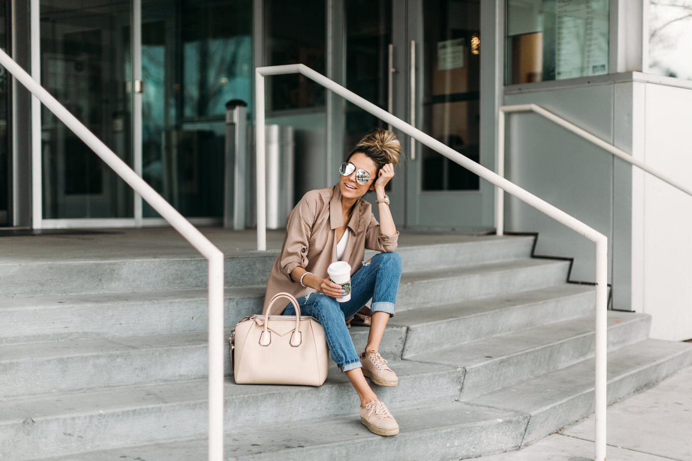 nude sneaker outfit