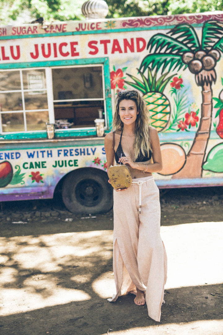 fruit stand in maui