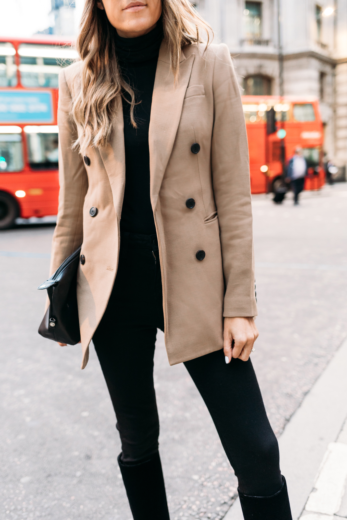 Classic Black and Camel | Hello Fashion