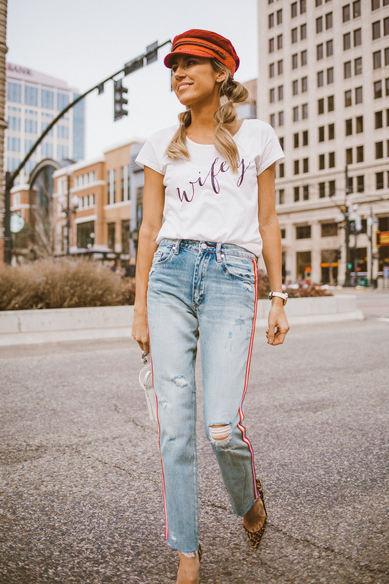 Statement Jeans Red Hat