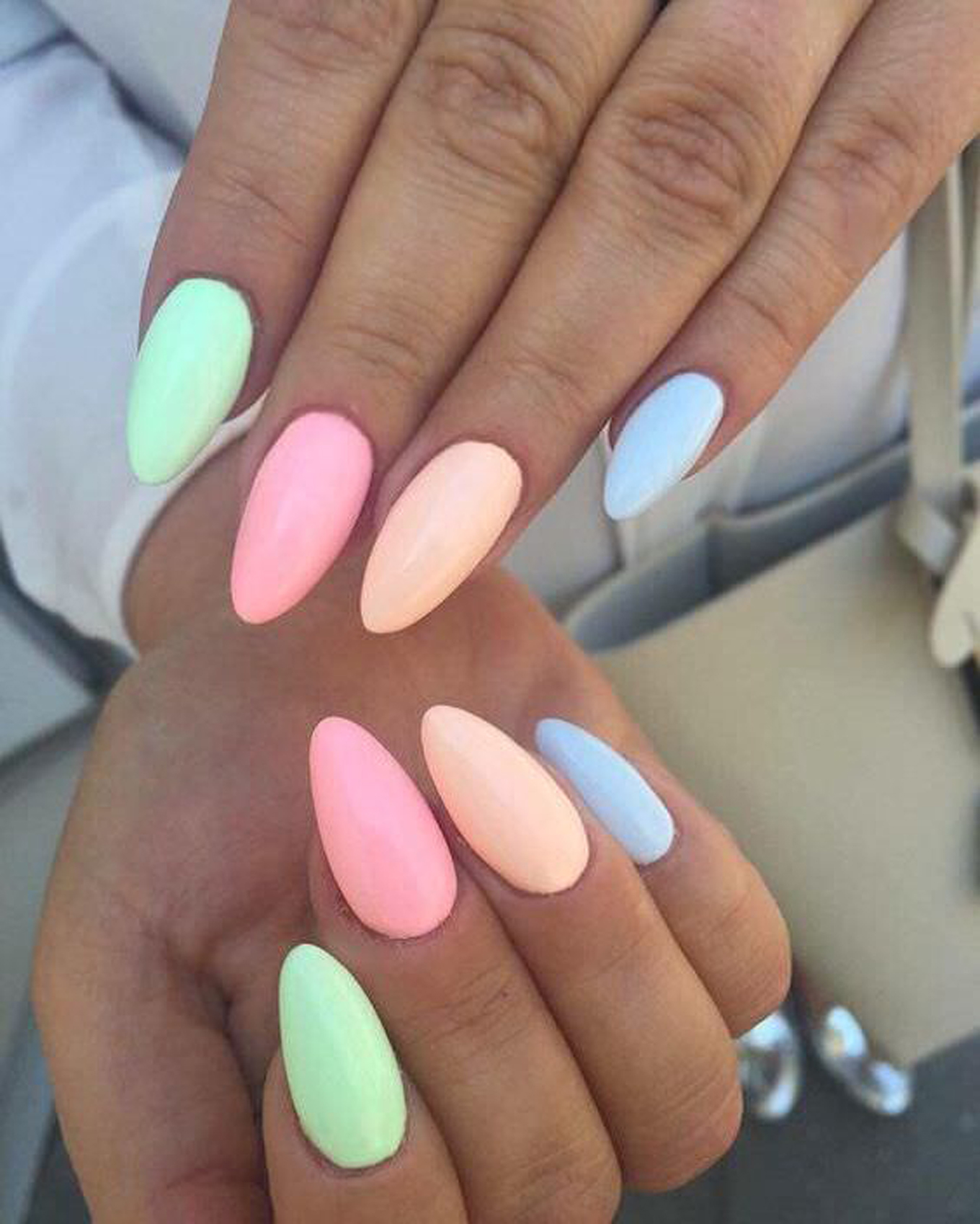 neon nails