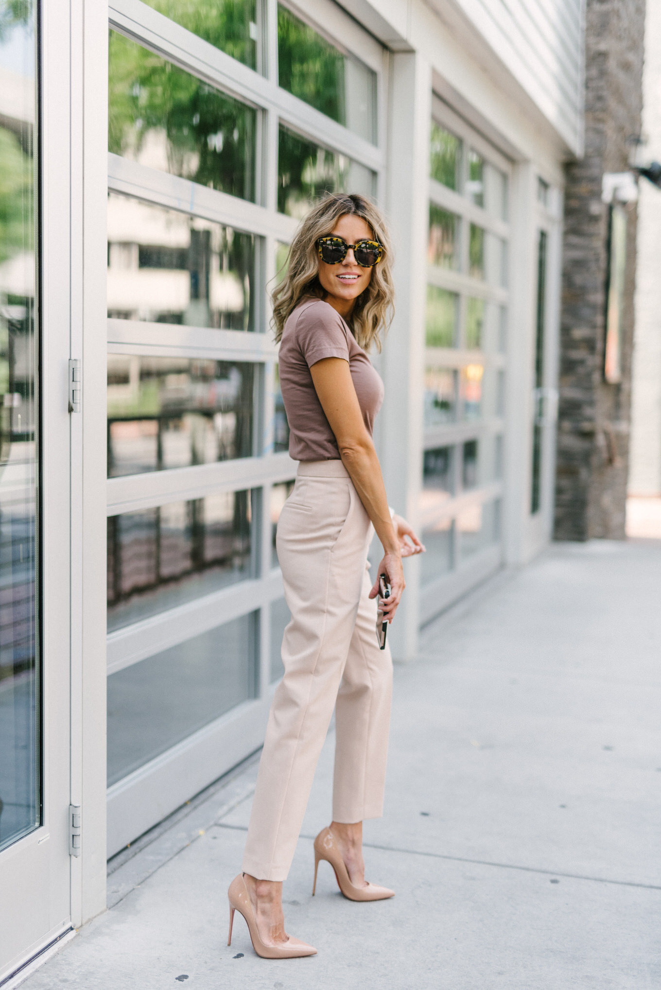 hello fashion nude pants