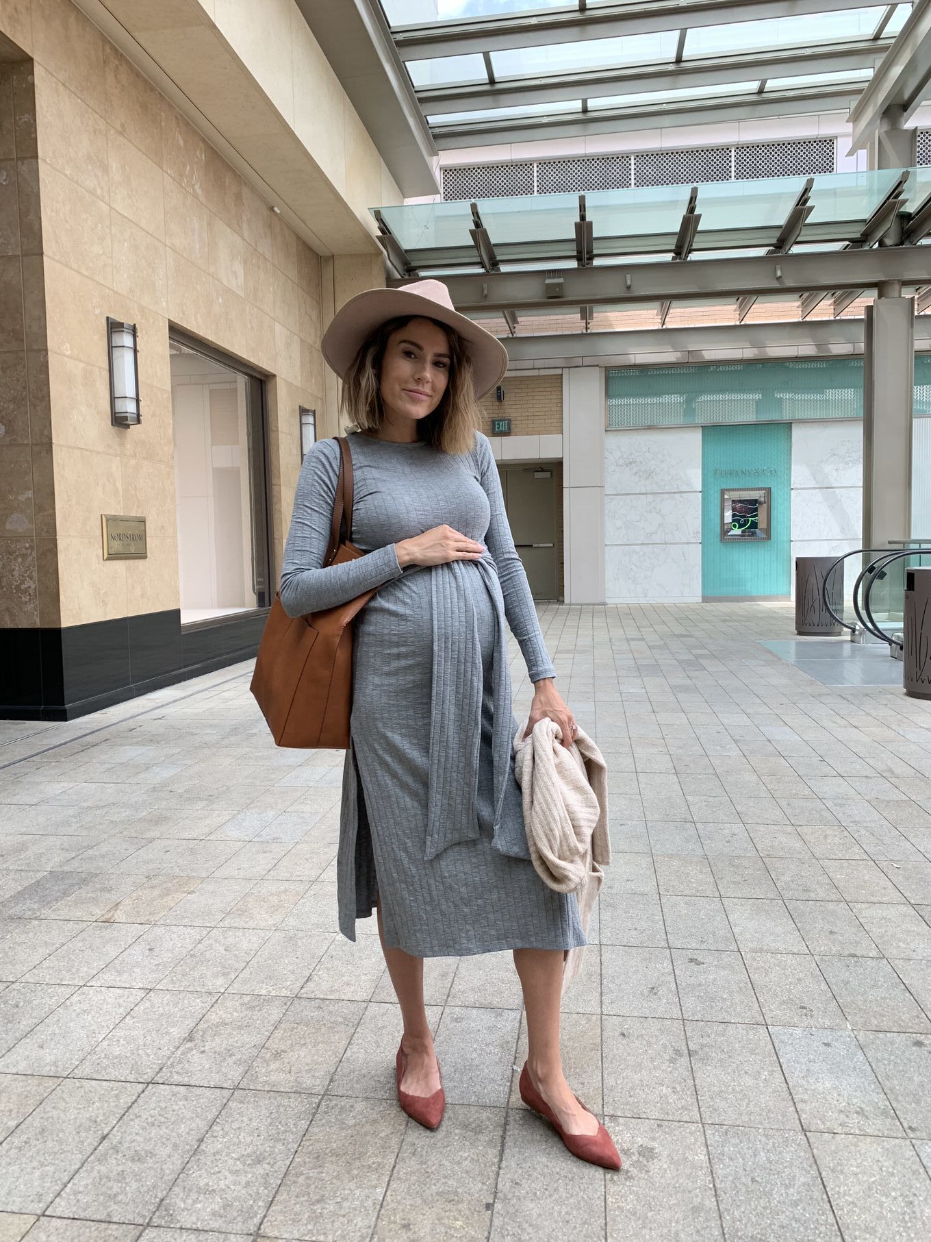 maternity fashion