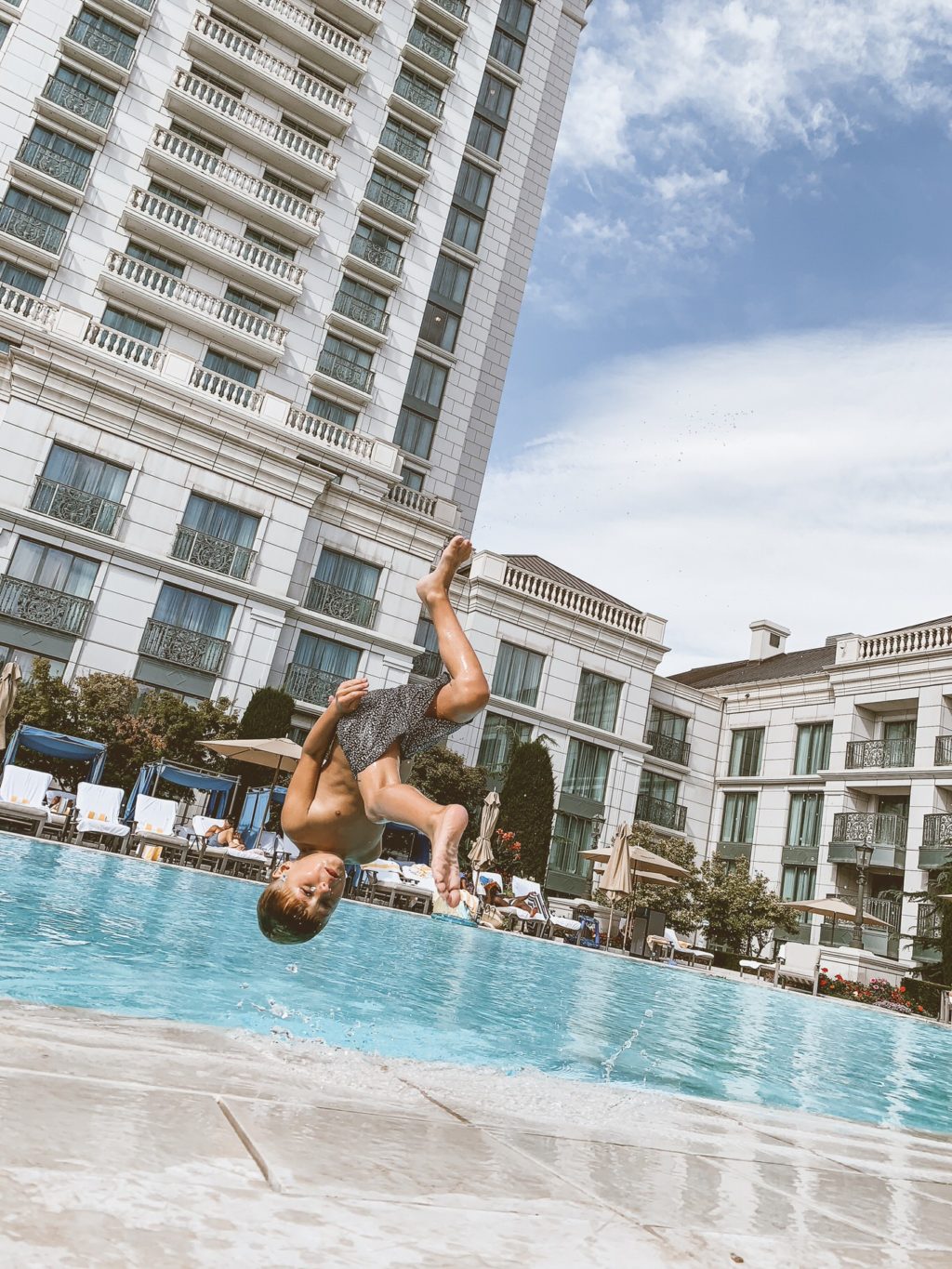 grand america pool