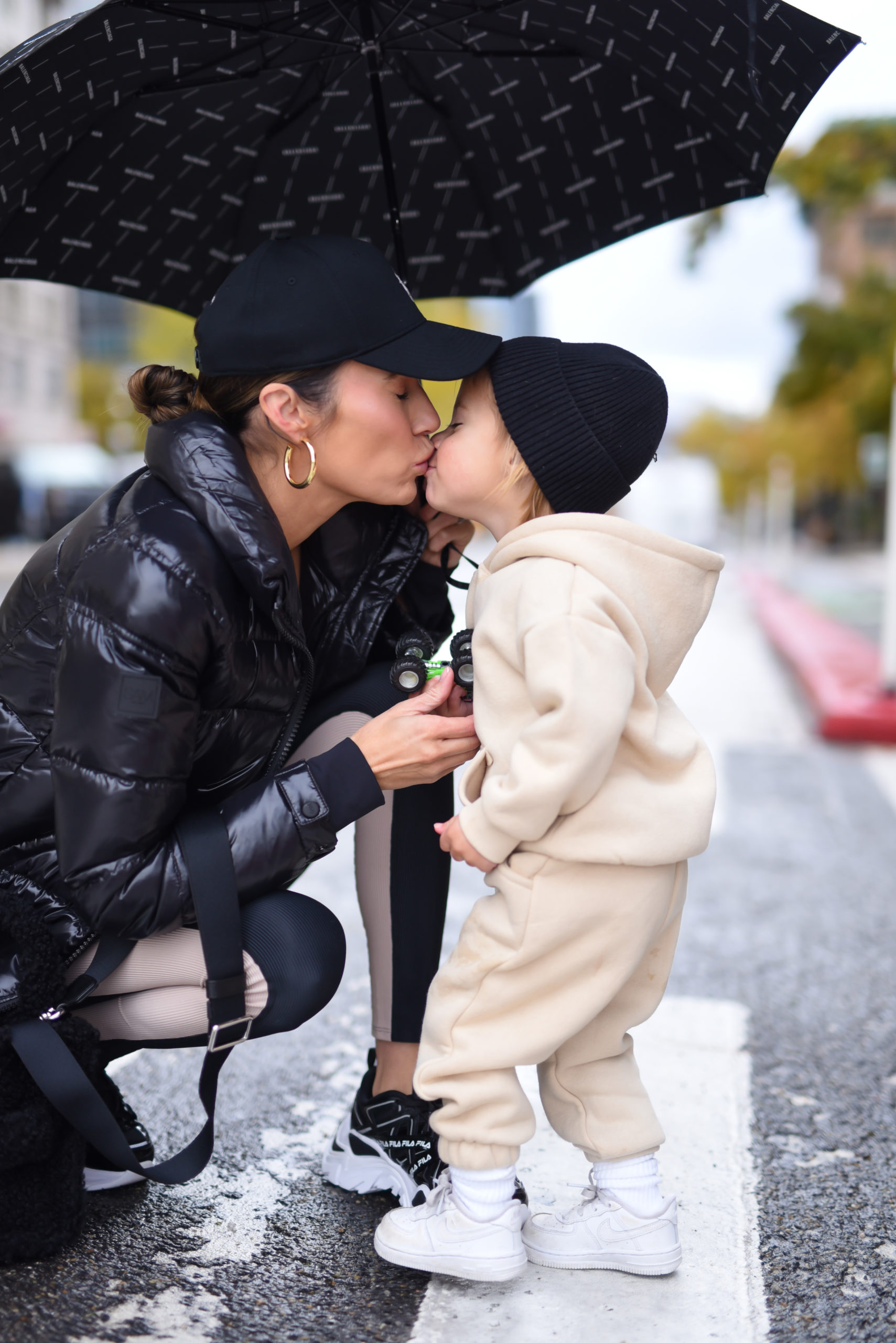 christine and ollie andrew umbrella